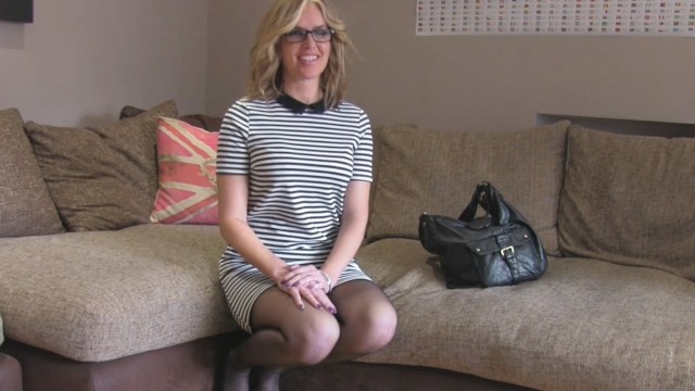Sexy blonde milf takes it from behind in casting